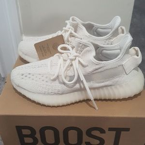 Yeezy Boost 350 v2 size 6 MEN BONE color BRAND NEW IN BOX